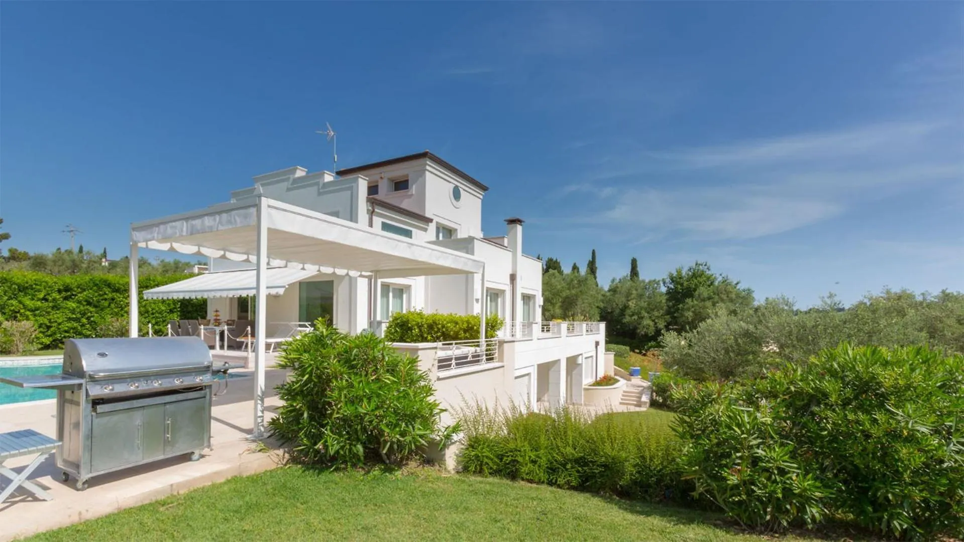 Villa Surya 8&2, Emma Villas Santa Maria di Scacciano